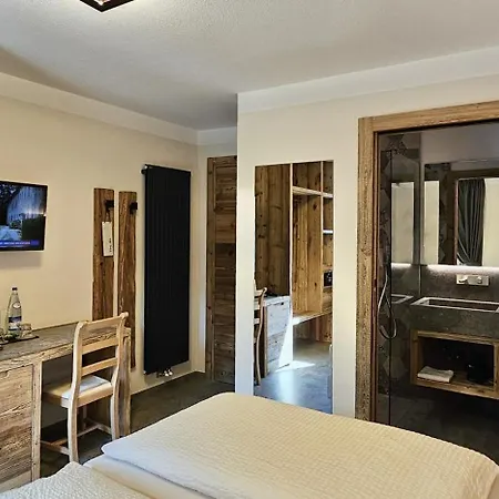 Hotel Alpenrose